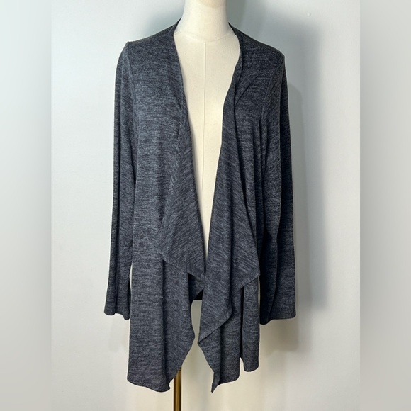 torrid Sweaters - Torrid Supersoft Plush Dark Grey Open Waterfall Cardigan Size 2X